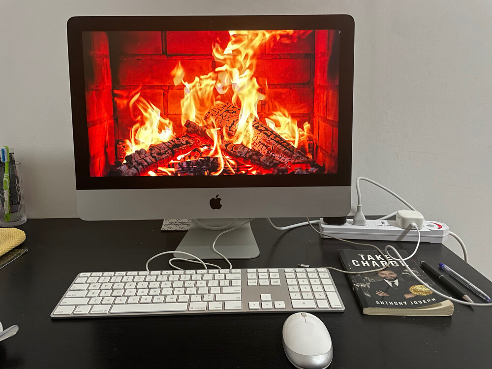 Mac. 21 inch All in - 1