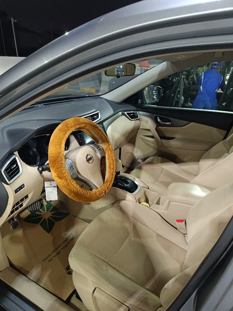 Nissan xtrail 2015 Low mileage — photo 5 for sale in Qatar