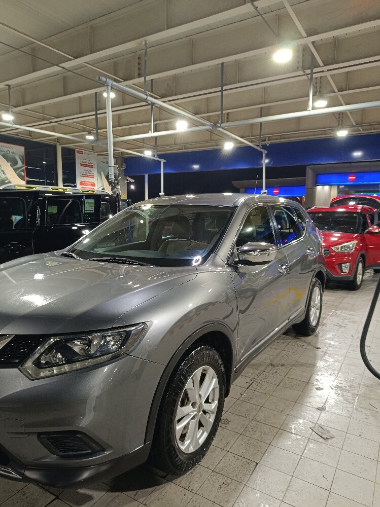 Nissan xtrail 2015 Low mileage — photo 3 for sale in Qatar