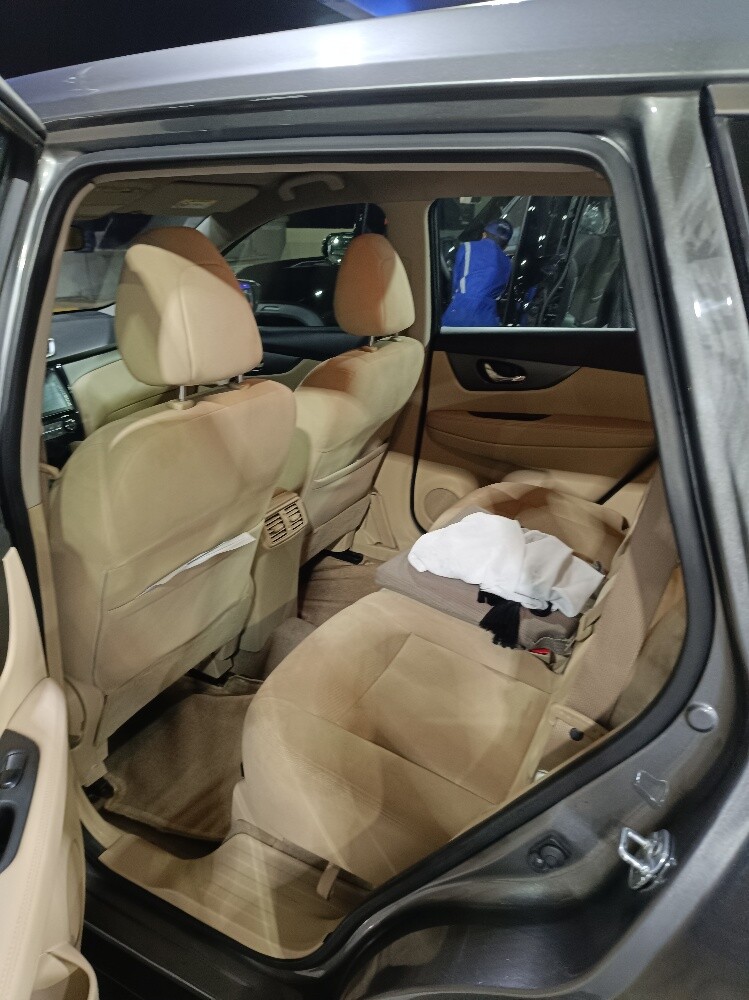 Nissan xtrail 2015 Low mileage — photo 6 for sale in Qatar