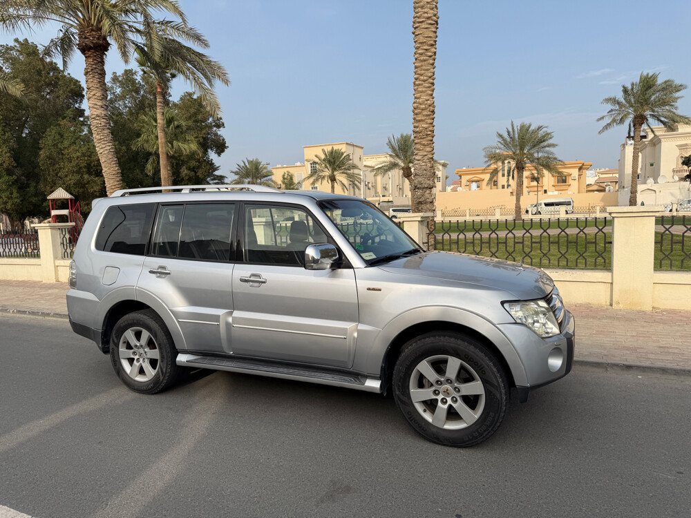 2008 Model Pajero Full Option  - 5