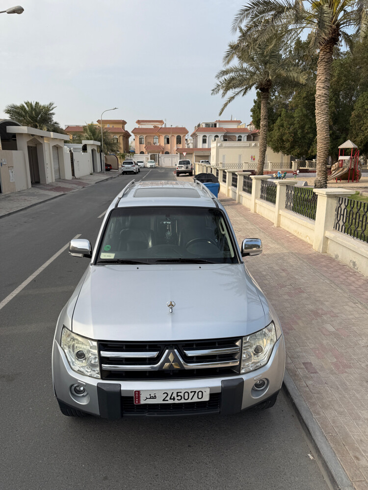 2008 Model Pajero Full Option  - 1