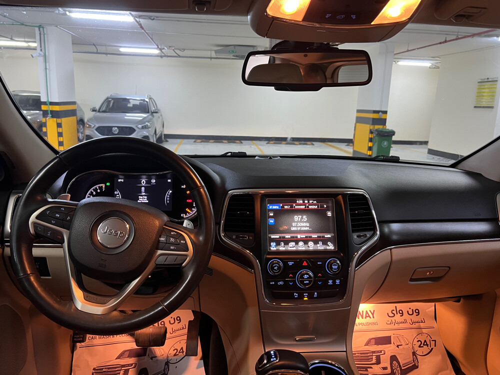 Jeep Grand Cherokee limited  - 8
