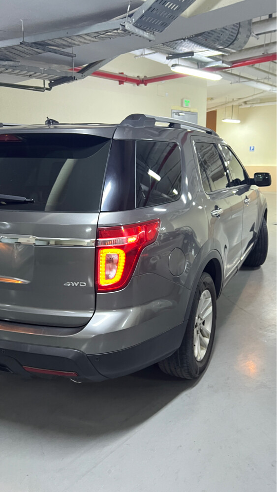 ford explorer  - 5