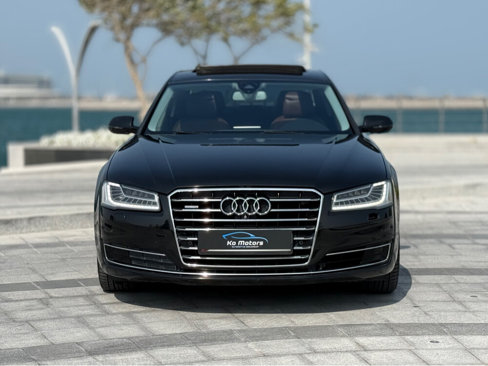 audi A8 2015 — photo 4 for sale in Qatar