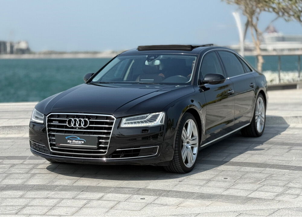 audi A8 2015 — photo 3 for sale in Qatar