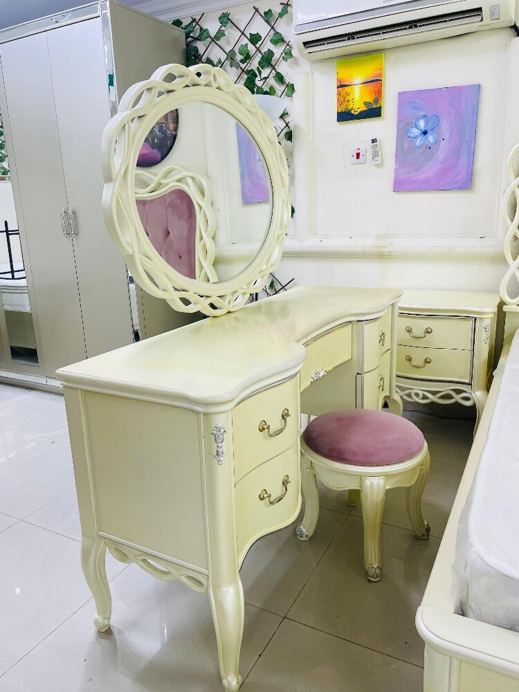 bedroom set - 2