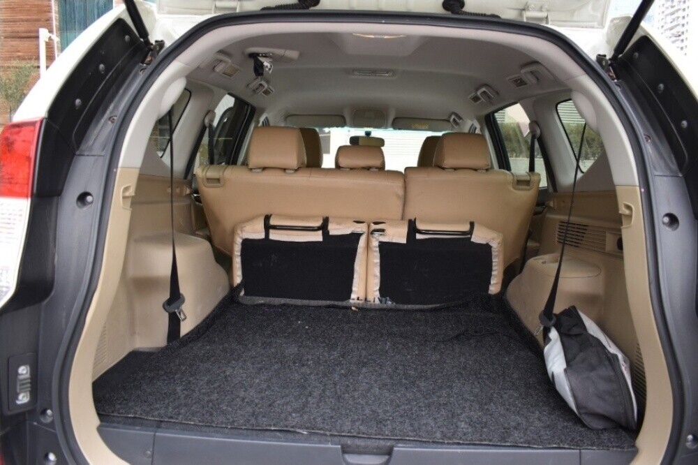 Montero sport 2017 low mileage — photo 11 for sale in Qatar