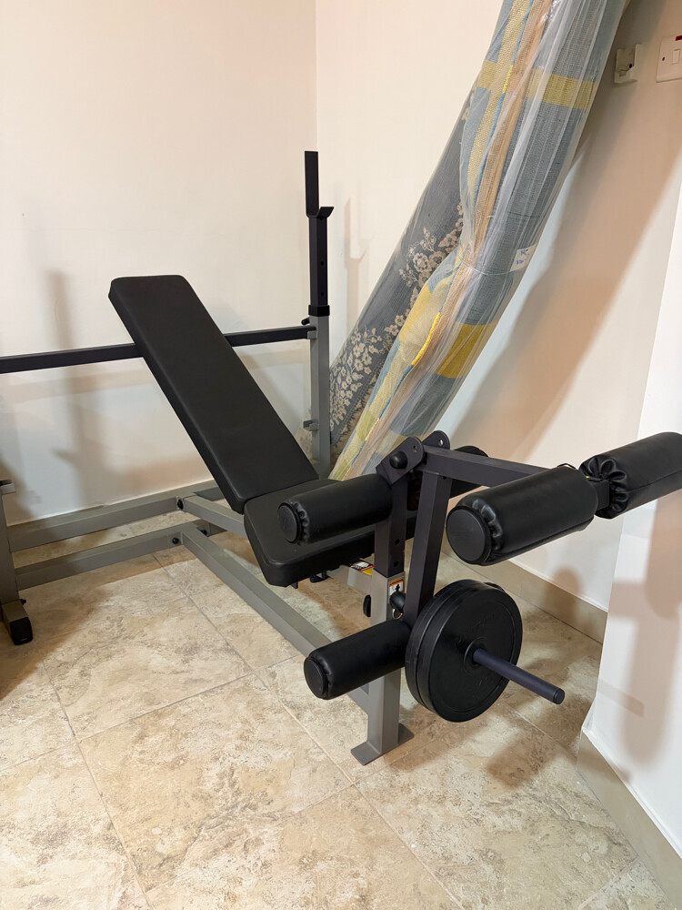 Incline bench machine for sale uses for chest&legs but there’s no a bar for weights the machine, the machine in a very good condition the final price is 800 and for shipping 100 riyal  - 1