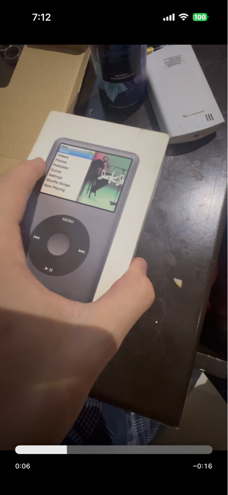 ipod perfect condition  - 2