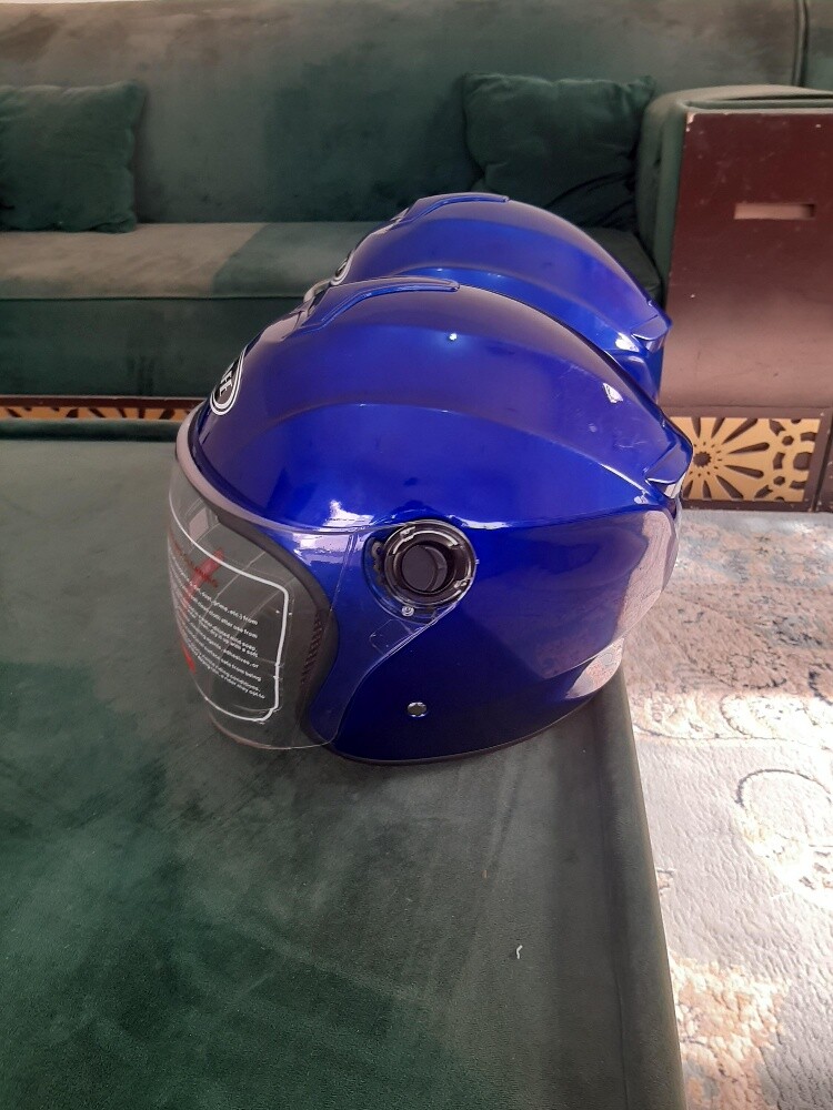 2 helmets New 300 - 3