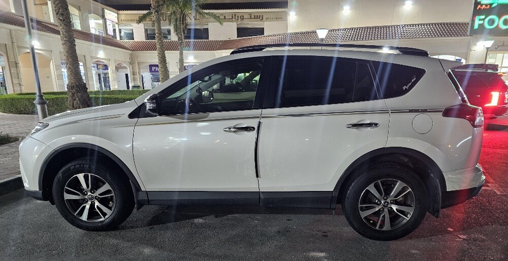 Toyota Rav4 Full option - 8