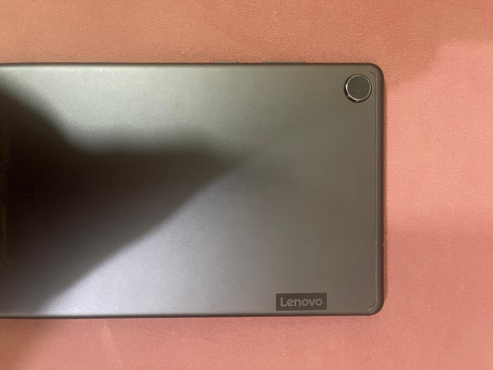 New Lenovo Tab M8 - 3