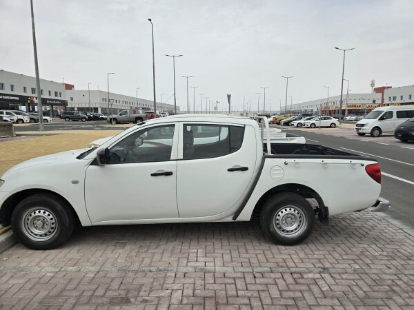 L200 PICKUP 2015 FOR SALE — photo 5 for sale in Qatar