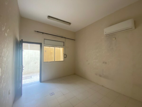 Near wathnan Mall 1bhk for rent - 4