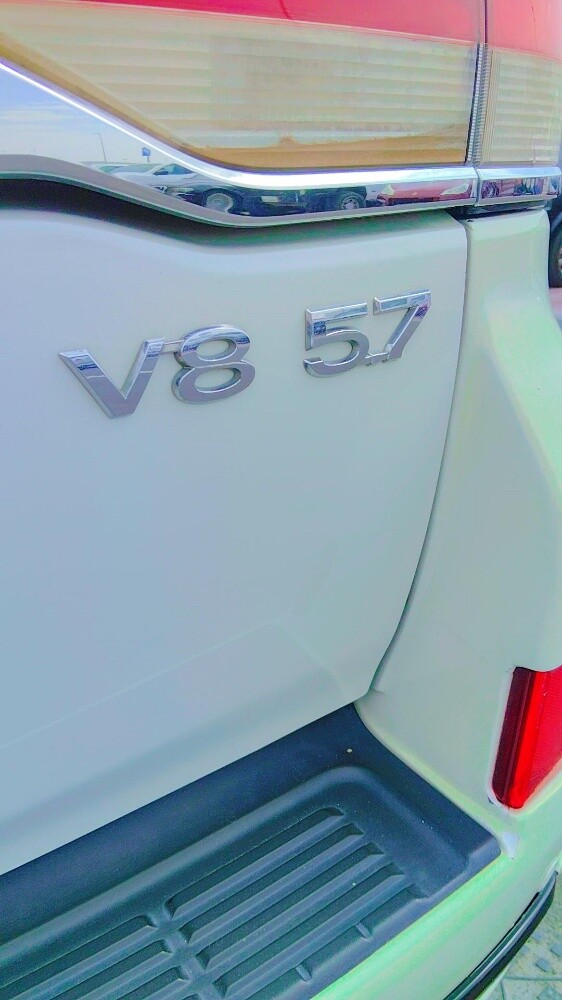 Toyota Land Cruiser VXS — photo 9 for sale in Qatar