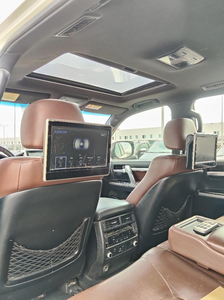 Toyota Land Cruiser VXS — photo 17 for sale in Qatar