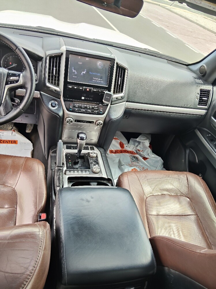 Toyota Land Cruiser VXS — photo 15 for sale in Qatar