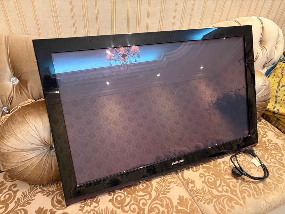 for sale use TV Samsung - 2