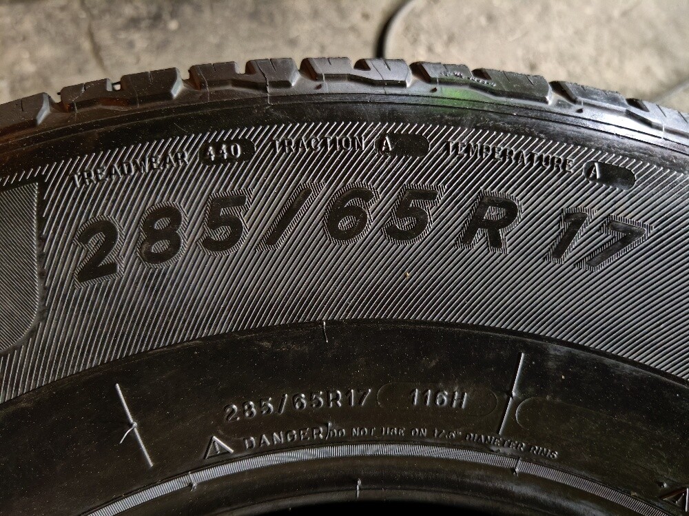 285/65/17 Michlin Tiyre Nos - 4