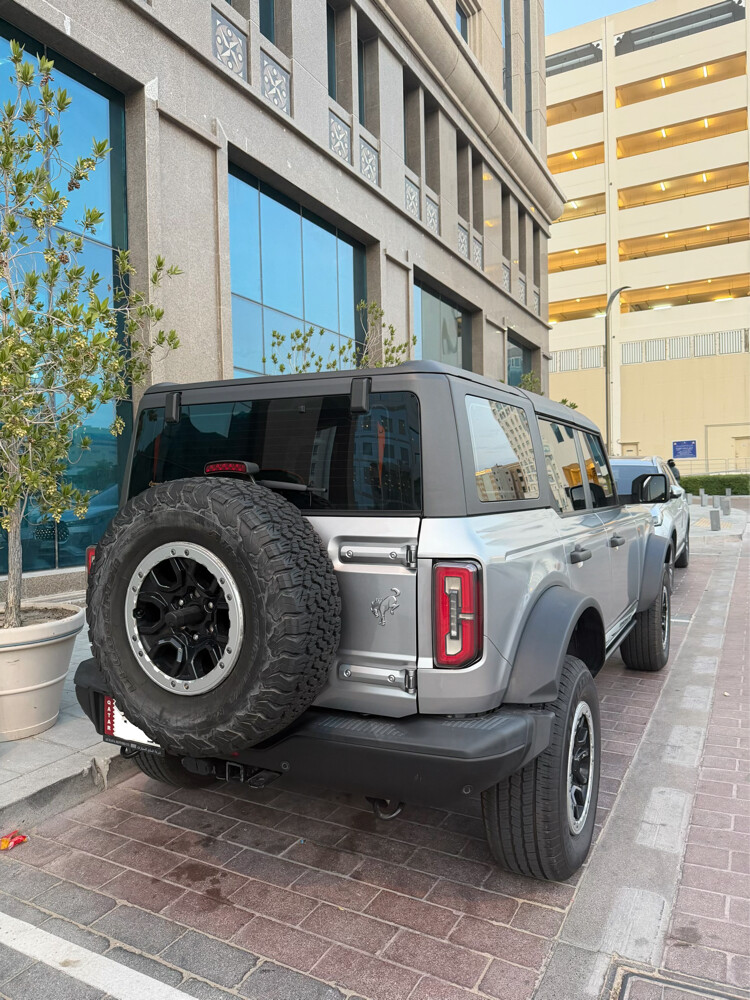 bronco - 4