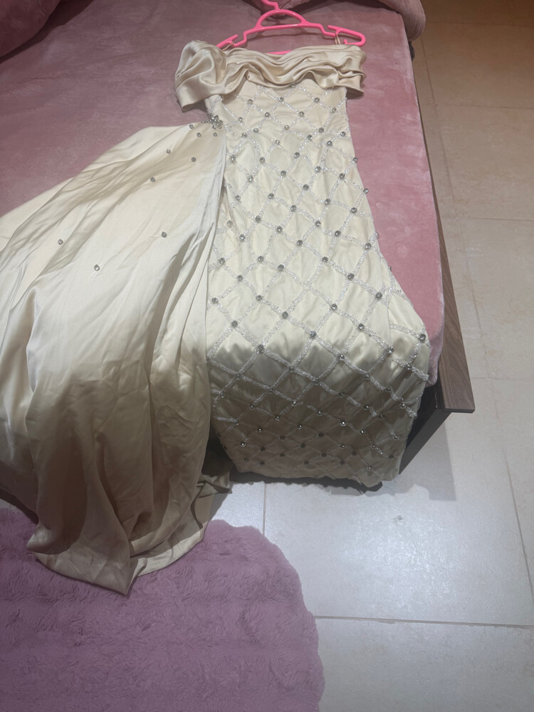 فياتين سهرة للبيع او الايجار - 1