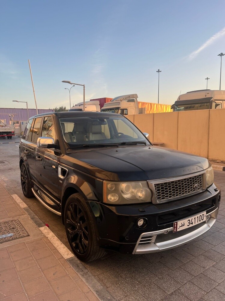range rover with special number - 4
