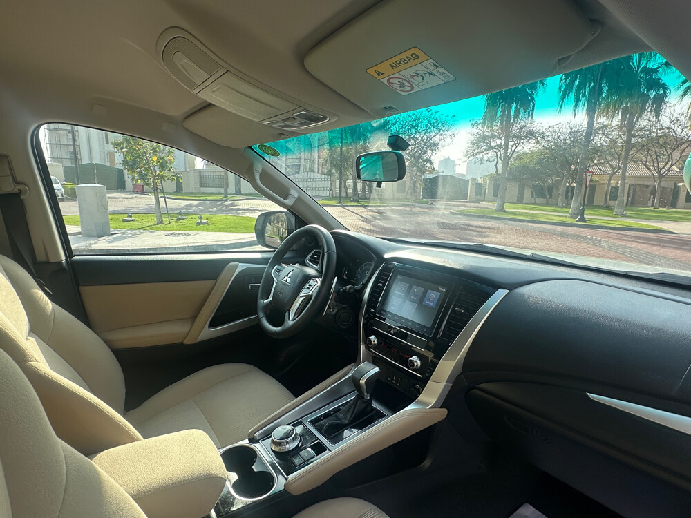 Montero Sport 2023 with warranty - 12
