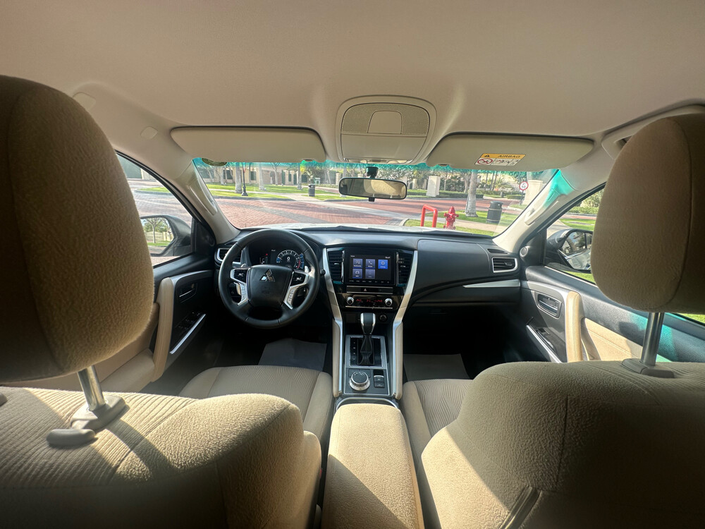 Montero Sport 2023 with warranty - 8