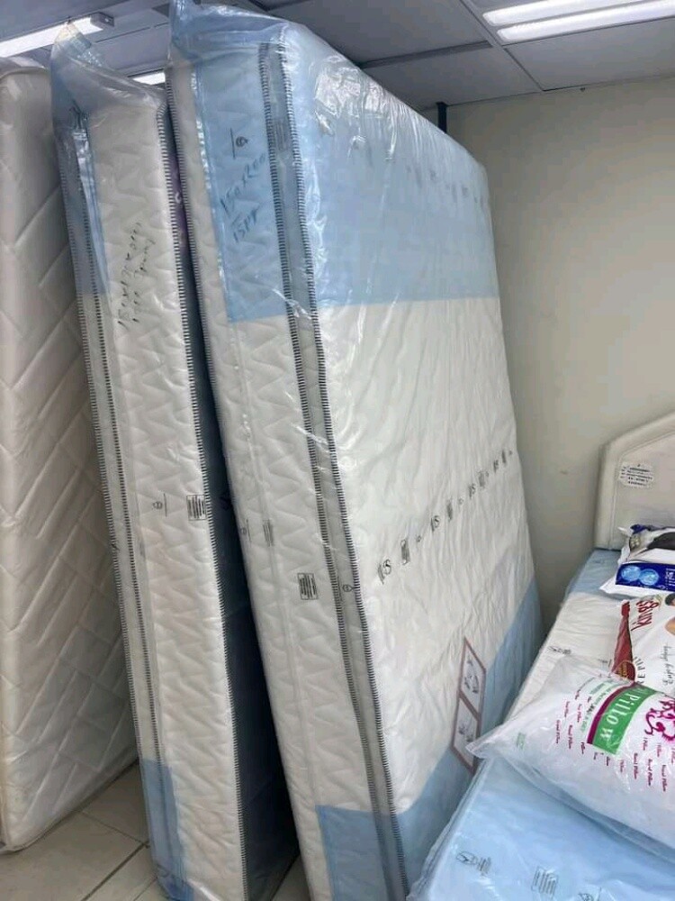 hotel mattress for sale - 1
