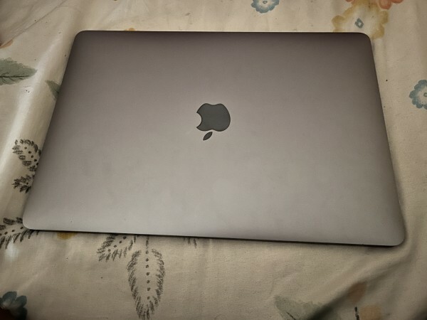 MacBook Air(13-inch,2017)For Sale - 3