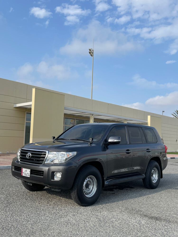 gx manual 2012 — photo 1 for sale in Qatar
