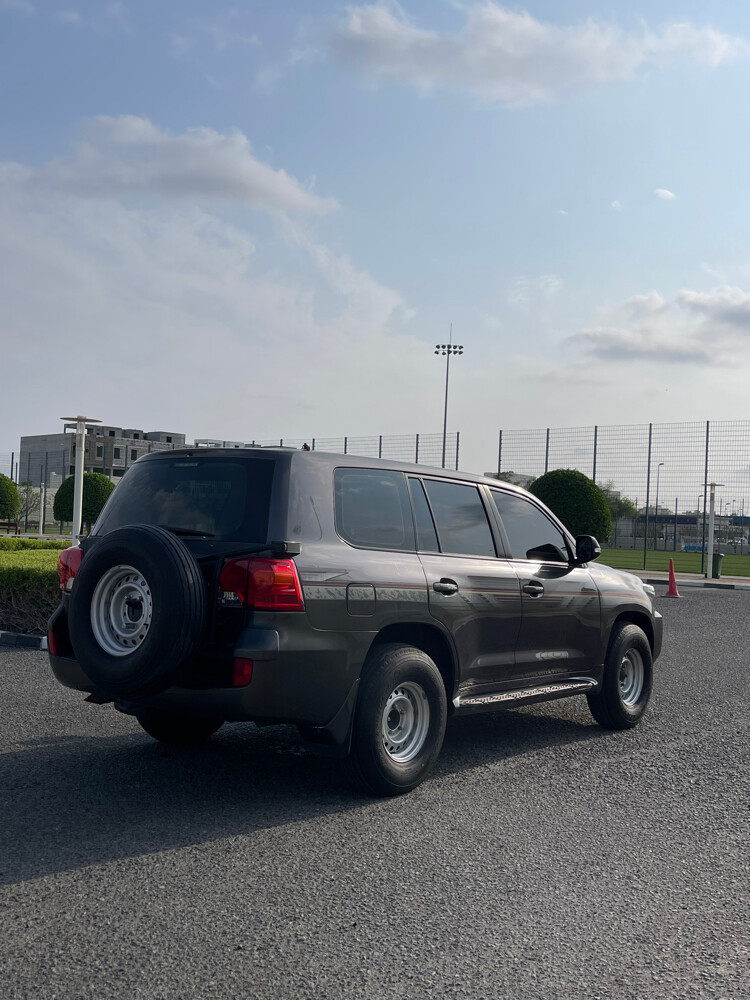 gx manual 2012 — photo 4 for sale in Qatar