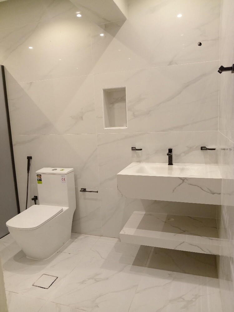 Plumbing & tiles design - 12