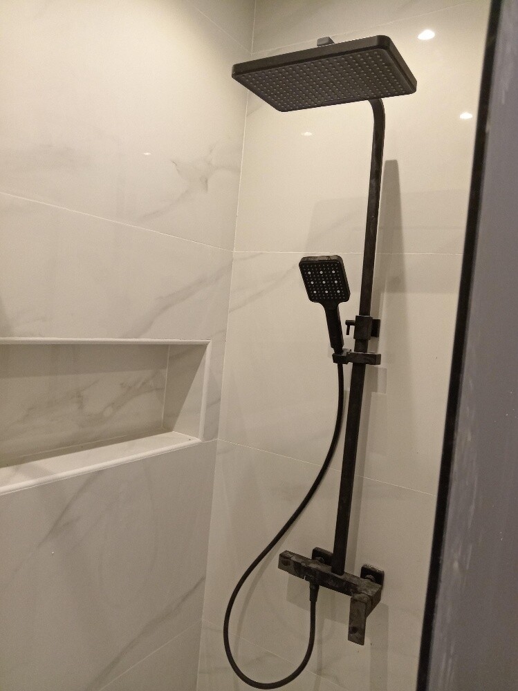 Plumbing & tiles design - 18