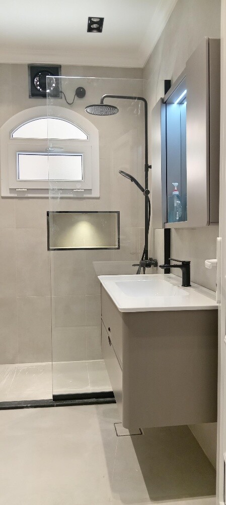 Plumbing & tiles design - 23