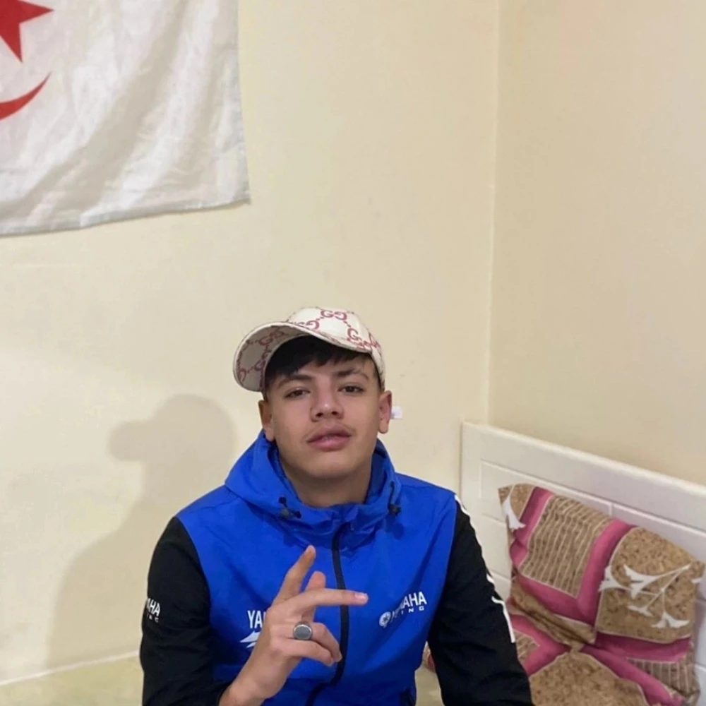 ادم وابل - 1
