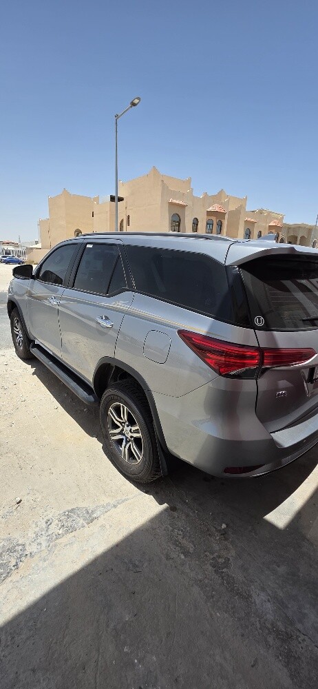 Toyota Fortuner 2025 - 10
