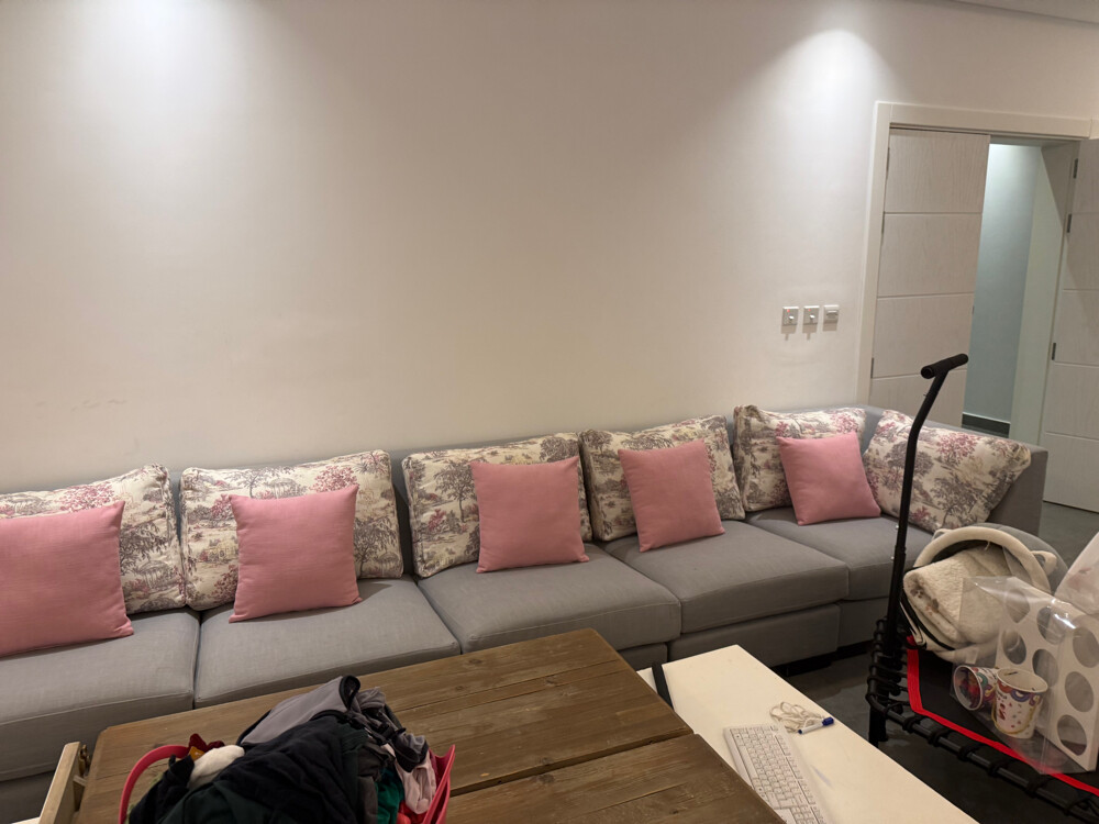 Sofa/couch - 3