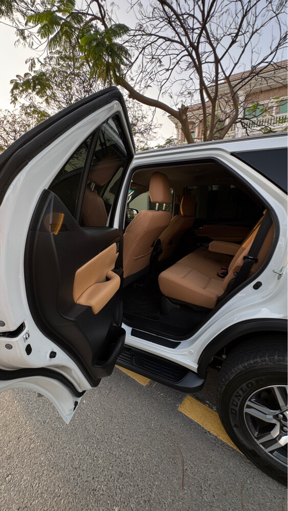 Toyota Fortuner  - 3
