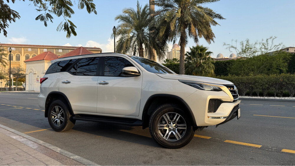 Toyota Fortuner  - 8