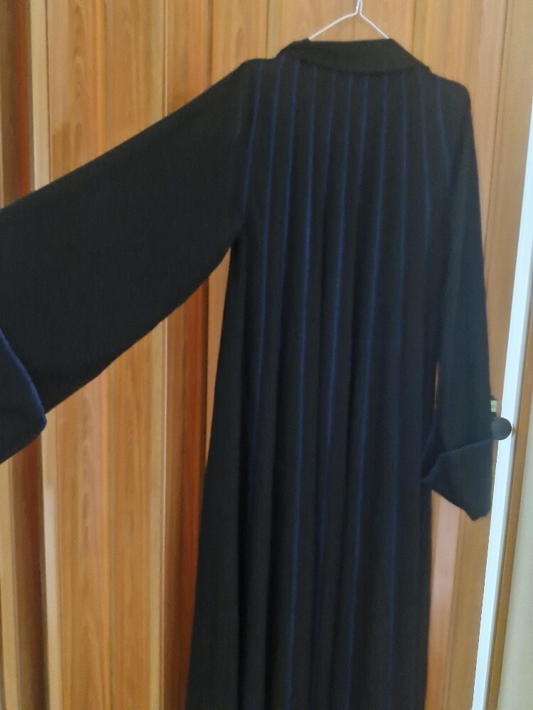 عبايات مستعمل بحاله ممتازه - 3