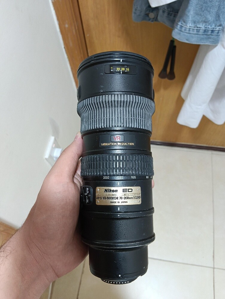 Nikon AF-S VR Zoom-Nikkor 70-200m - 1