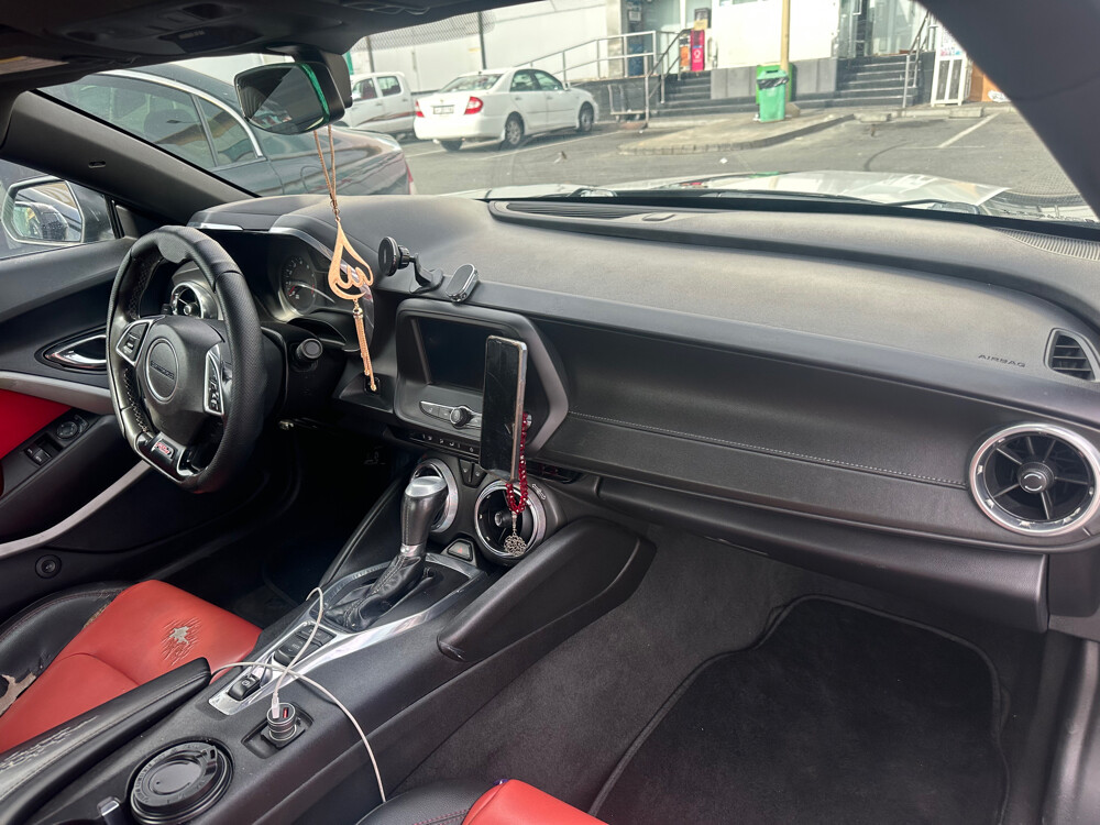 camaro rs 2016 — photo 6 for sale in Qatar