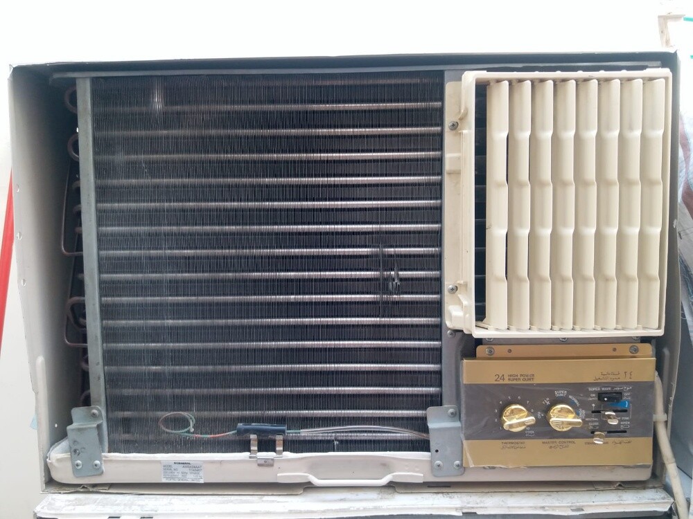 AC FOR SALE - 1