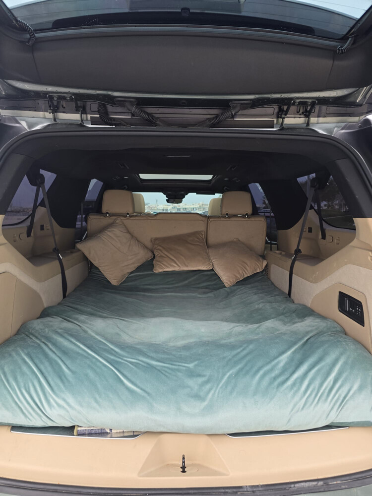 Cadillac Escalade ESV (Long) — photo 9 for sale in Qatar