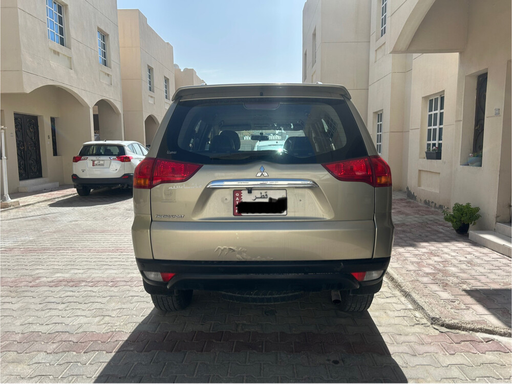 متسوبيشي باجيرو سبورت ٢٠١٠ - 4