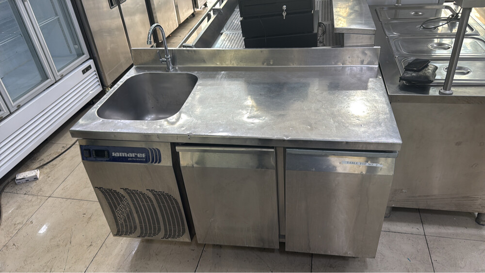Table chiller and sink basin - 2