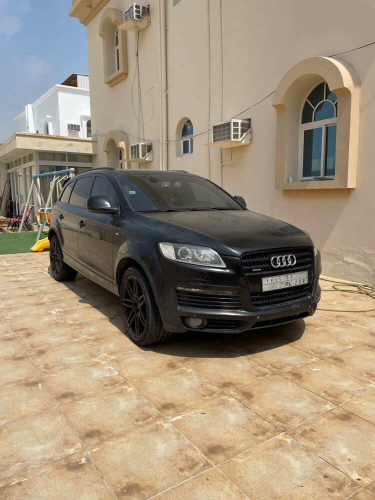 Audi Q7 quattro - 5