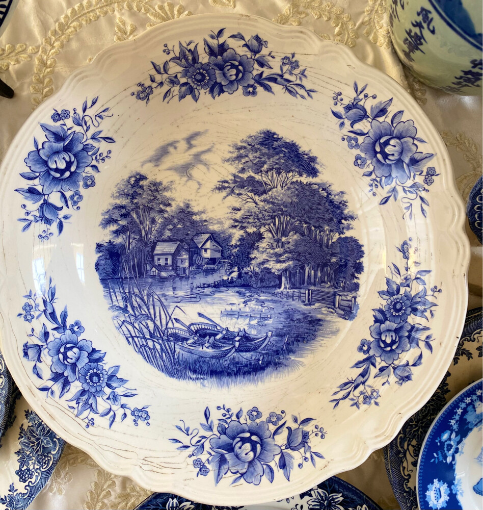 vintage porcelain collection  - 1